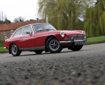 MGB GT V8 road test