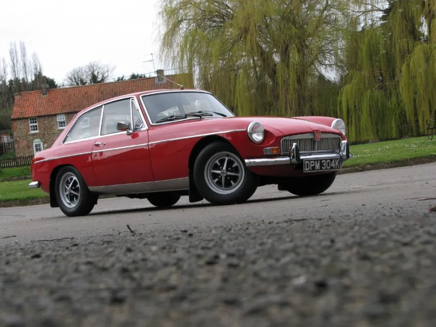 MGB GT V8 road test